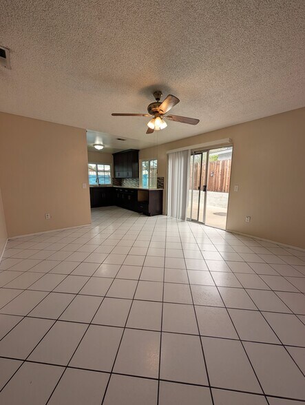 Building Photo - 12307 Paseo del Sol Way