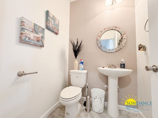 Building Photo - Stunning 4 Bedroom Home in Shiloh Place!