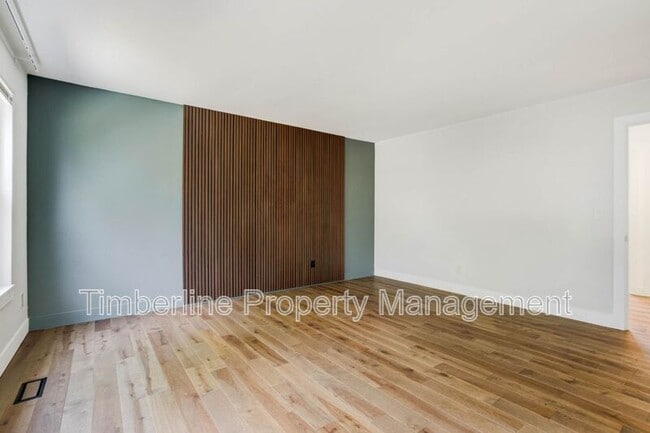 Building Photo - 6446 Pulpit Rock Dr