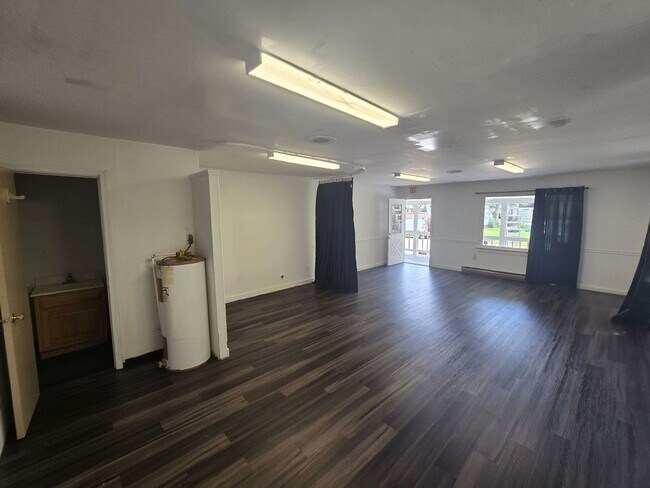 Building Photo - 25225 Harwell Dr