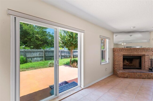 Building Photo - 113 Pritchard Dr