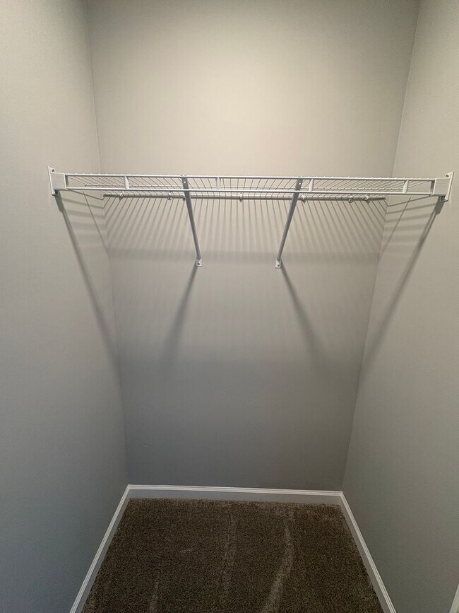 Building Photo - 2 Bedroom Townhome in Antioch