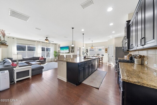 Building Photo - 307 Johnson Bayou Dr