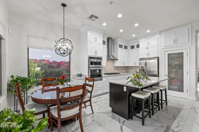 Building Photo - 7716 E Phantom Way