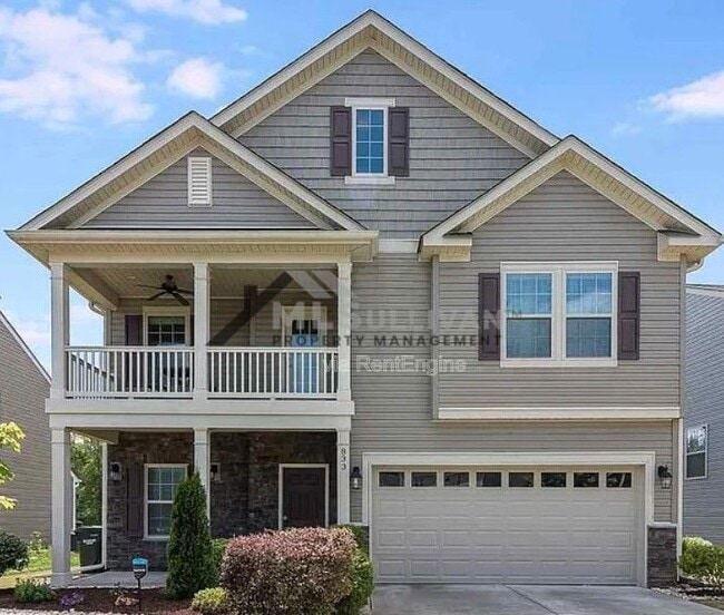 Building Photo - 833 Poplar St