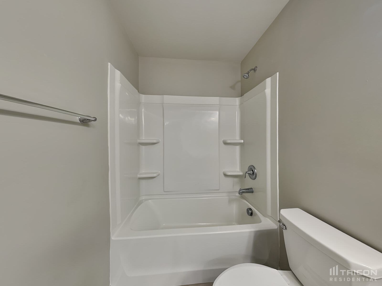 Building Photo - 187 Falls Cove Dr
