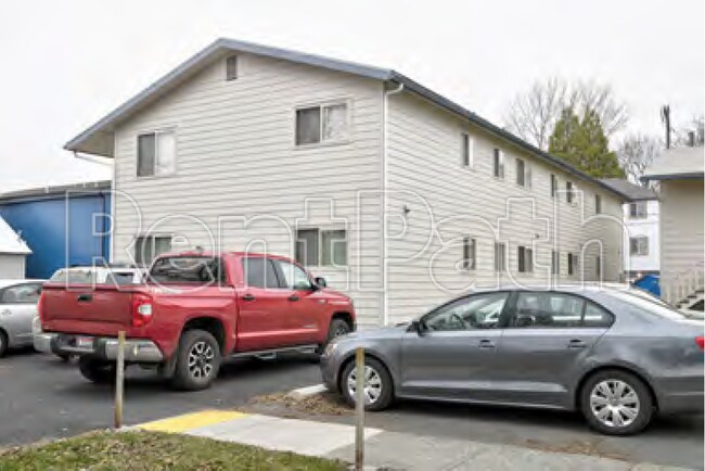 Building Photo - 412 S Asbury St