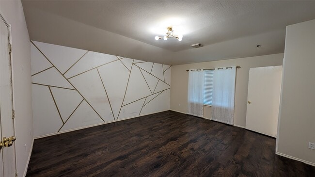 Building Photo - 1918 Adobe Stone Dr