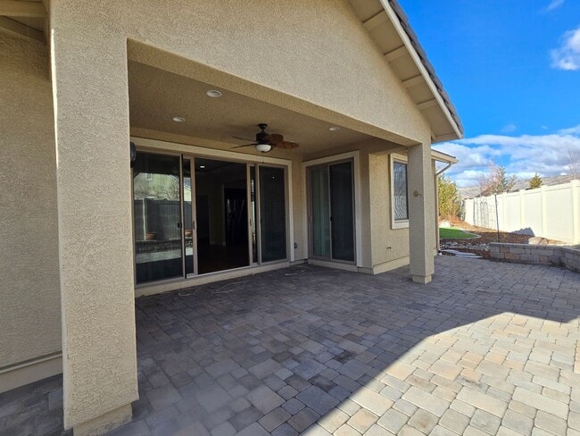 Building Photo - Executive home located on a quiet cul-de-s...
