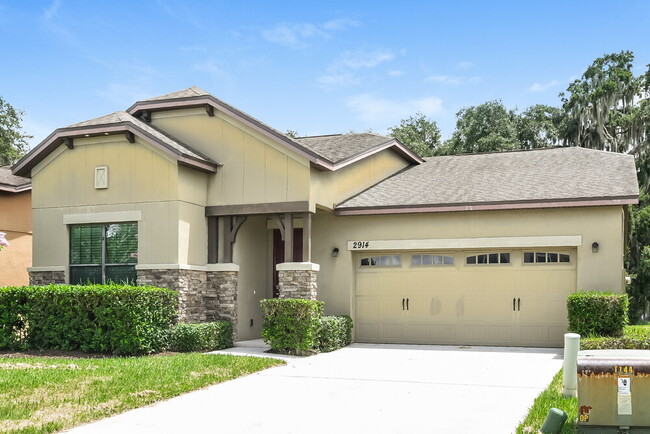 Building Photo - 2914 Vista Ct