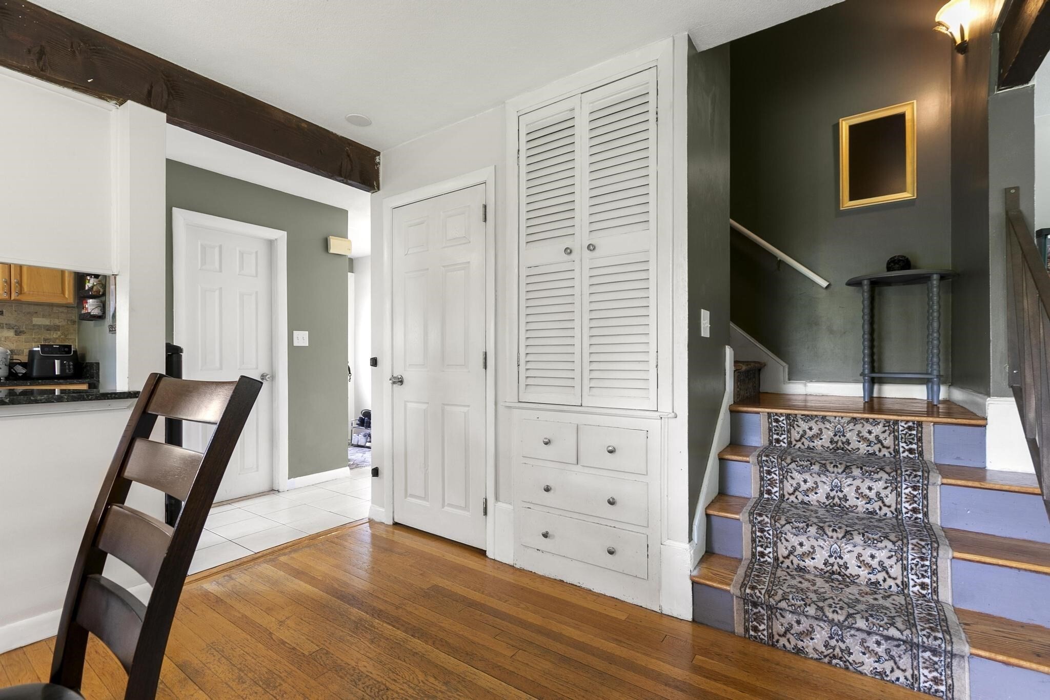 Building Photo - 5 Robinlea Cir