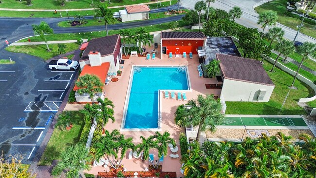 Building Photo - 2671 Boundbrook Blvd