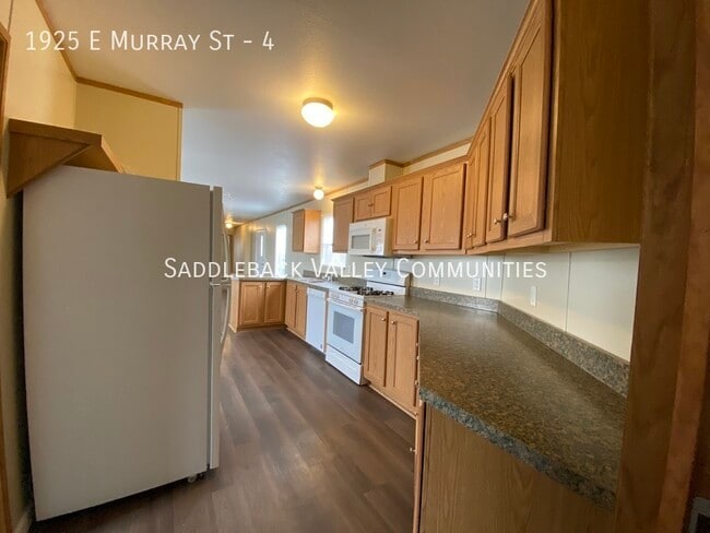 Building Photo - 1925 E Murray St