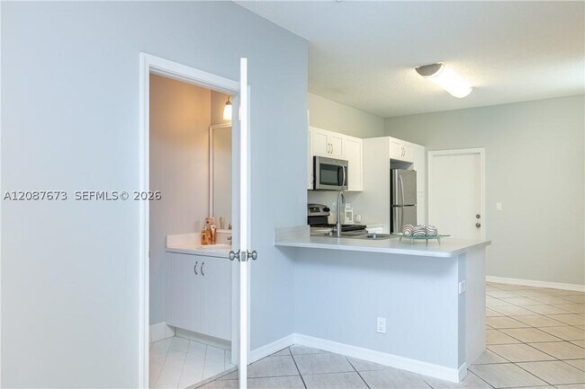 Building Photo - 3635 San Simeon Cir