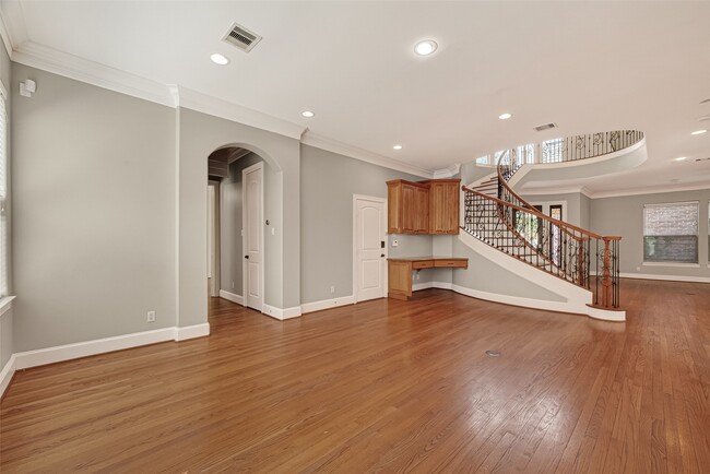 Building Photo - 5319 Fayette St