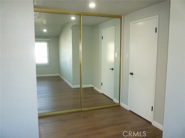 Building Photo - 1432 W 172nd St