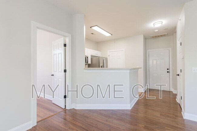 Building Photo - 6716 Mallard Park Dr