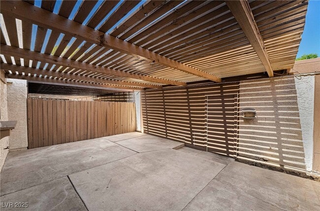 Building Photo - 4630 Bountiful Way