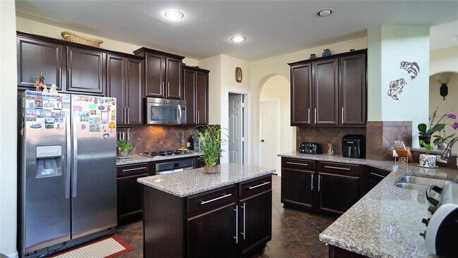 Building Photo - 10506 Hartfield Bluff Ln