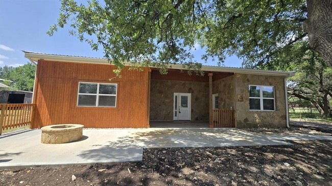 Primary Photo - 305 Remuda Dr