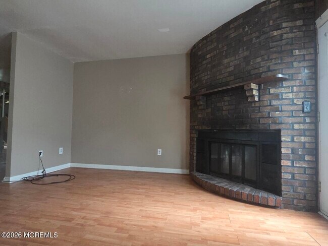 Building Photo - 2604 Dogwood Ct