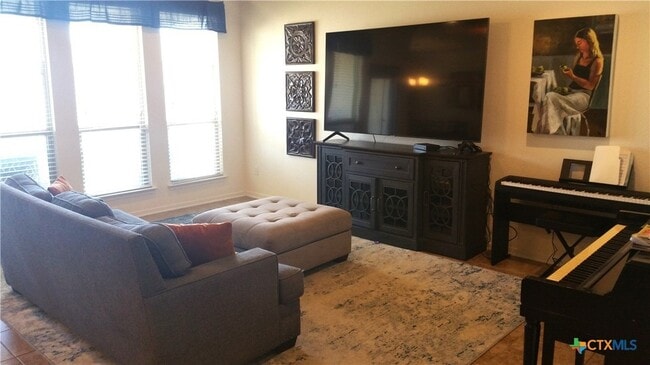 Building Photo - 10206 Alamosa Ln