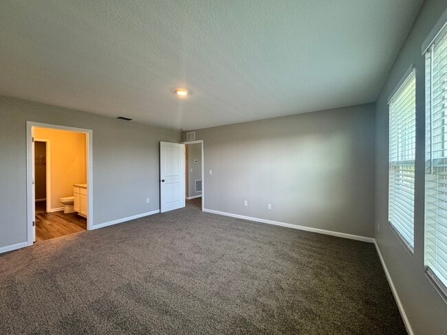 Building Photo - 4 Bed/3 Bath/2 Car Garage New Construction...