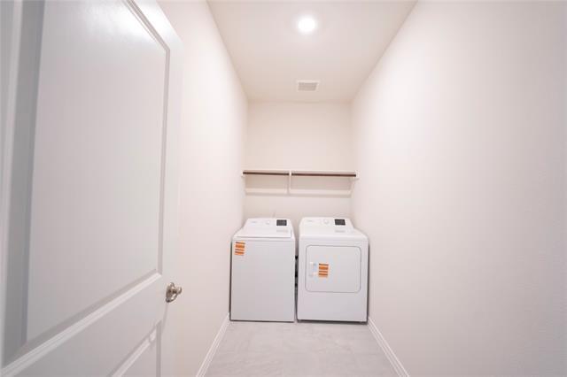 Building Photo - 1812 Bleriot Ct