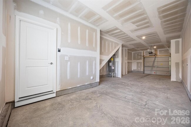 Building Photo - 5640 Kingspan Dr