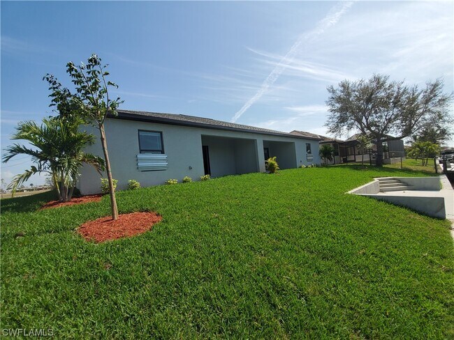Building Photo - 3418 SW 17th Ave