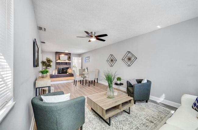 Building Photo - 3703 W Leila Ave