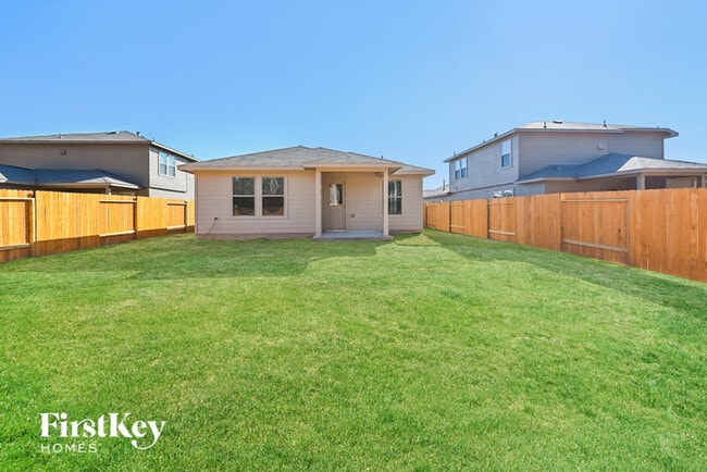Building Photo - 25609 Roy Rogers Rd