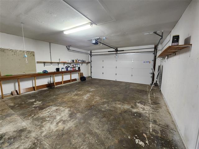 Building Photo - 3800 N Magnolia Ct