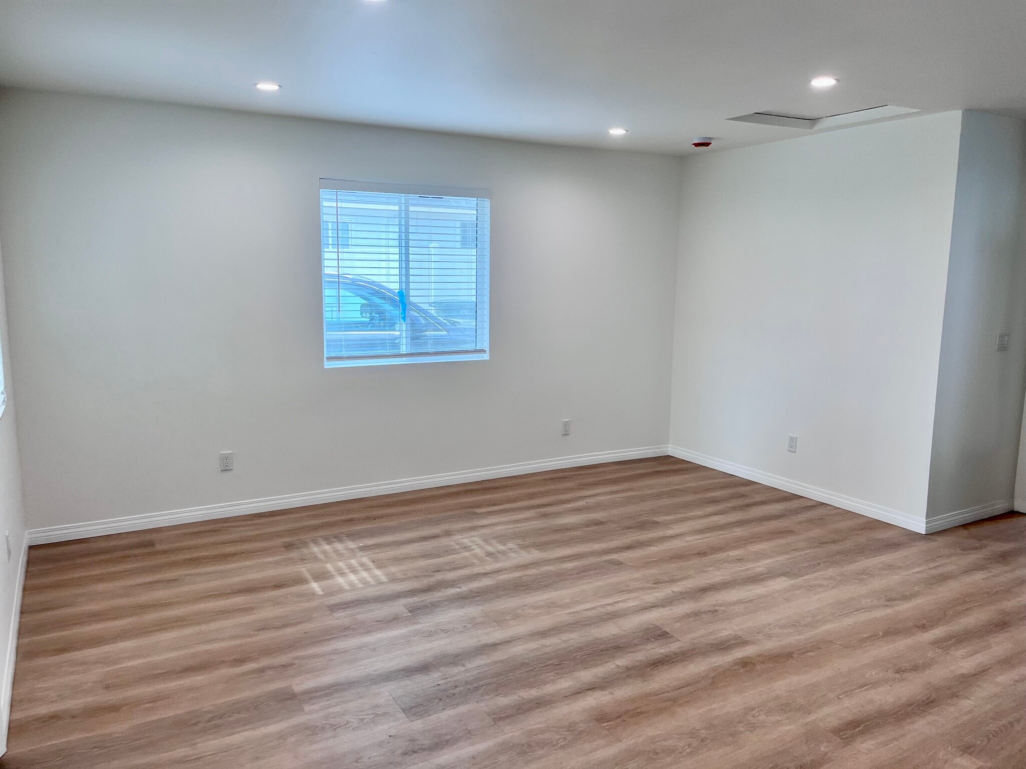 Building Photo - 2128 El Sereno Ave