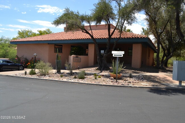 Building Photo - 5376 N Calle Del Rocio