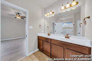 Building Photo - 10423 Francisco Way