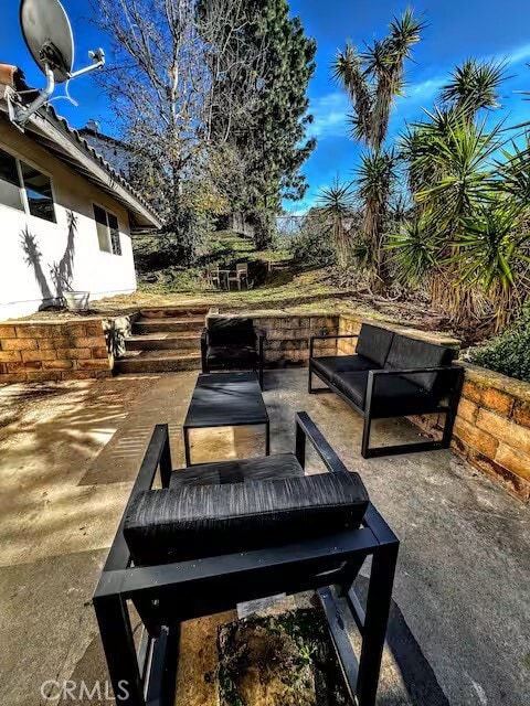 Building Photo - 1811 Navajo Pl