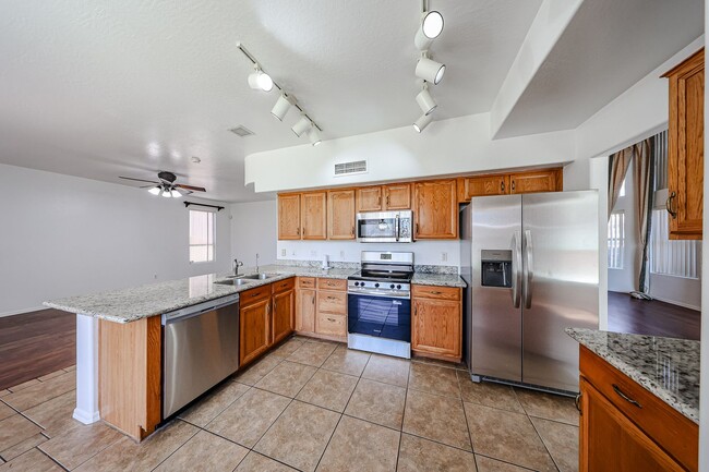 Building Photo - RV GATE! Lovely 4 bedroom, 3 bathroom home...