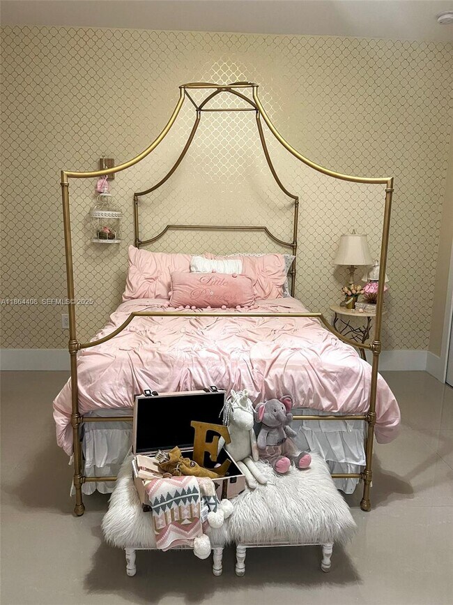 Building Photo - 14680 SW 17th St