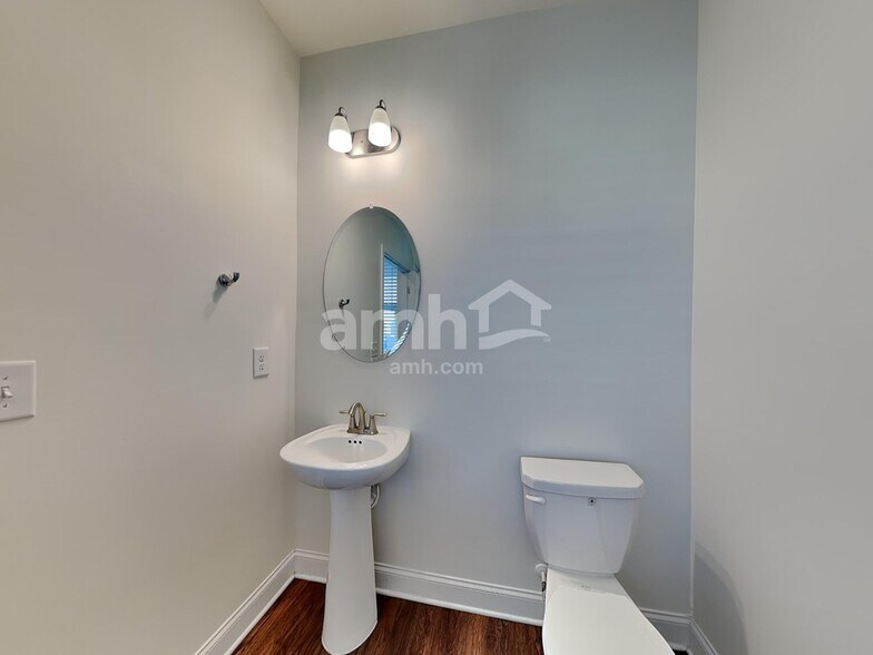 Building Photo - 1170 Ashlyn Ct