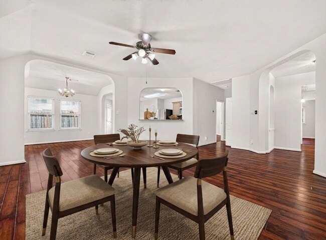 Building Photo - 11814 Copperas Creek Dr