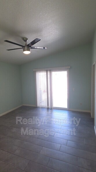 Building Photo - 27586 Calle Ladera