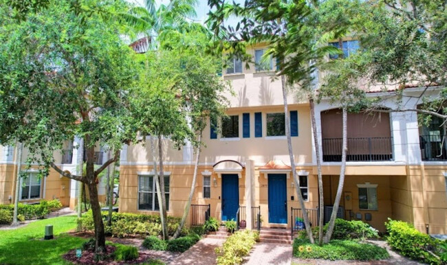 Primary Photo - 2866 S Oasis Dr