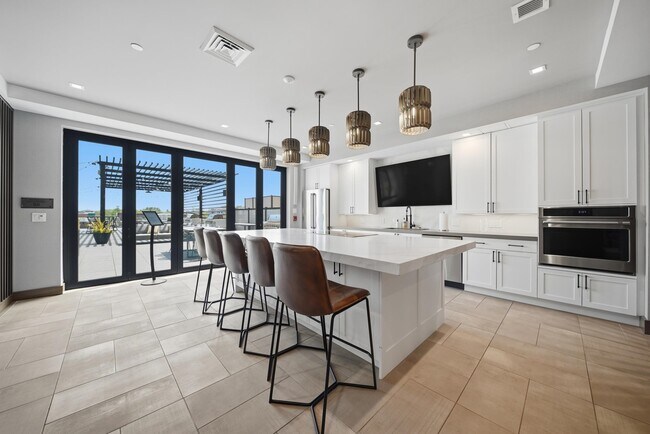 Building Photo - 18 Artisan Dr