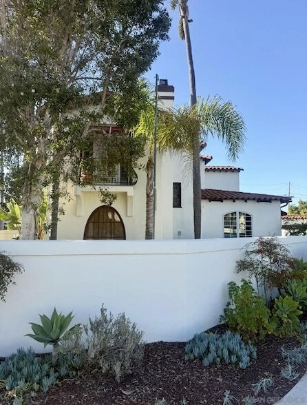 Building Photo - 625 4th St