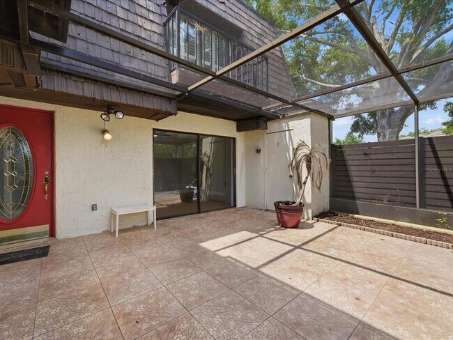 Building Photo - 15338 E Pond Woods Dr