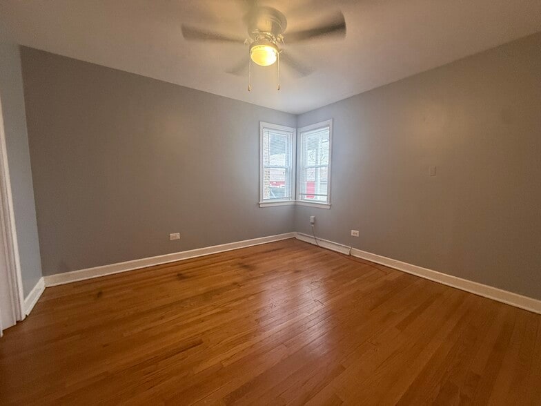 Building Photo - 2929 N Kolmar Ave