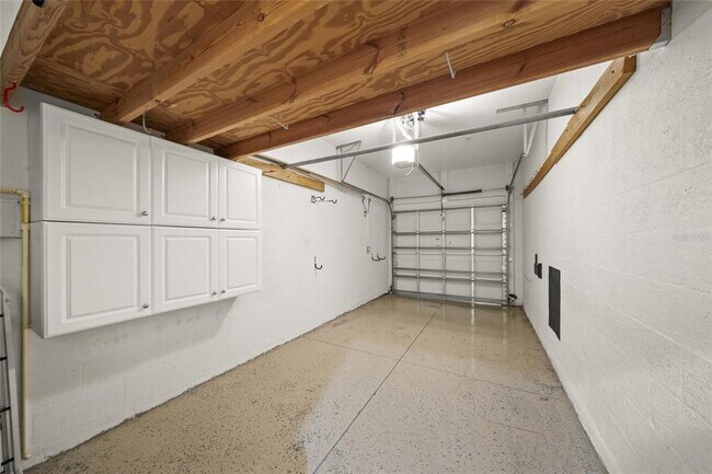 Building Photo - 8015 Limestone Ln