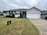 Building Photo - LEASING