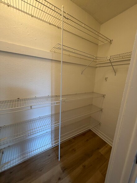 Building Photo - 456 Michigan Ave